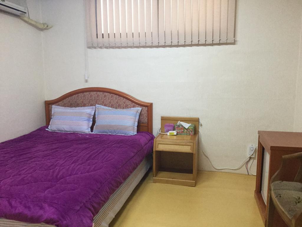 Little Prince Guesthouse Каннын Номер фото